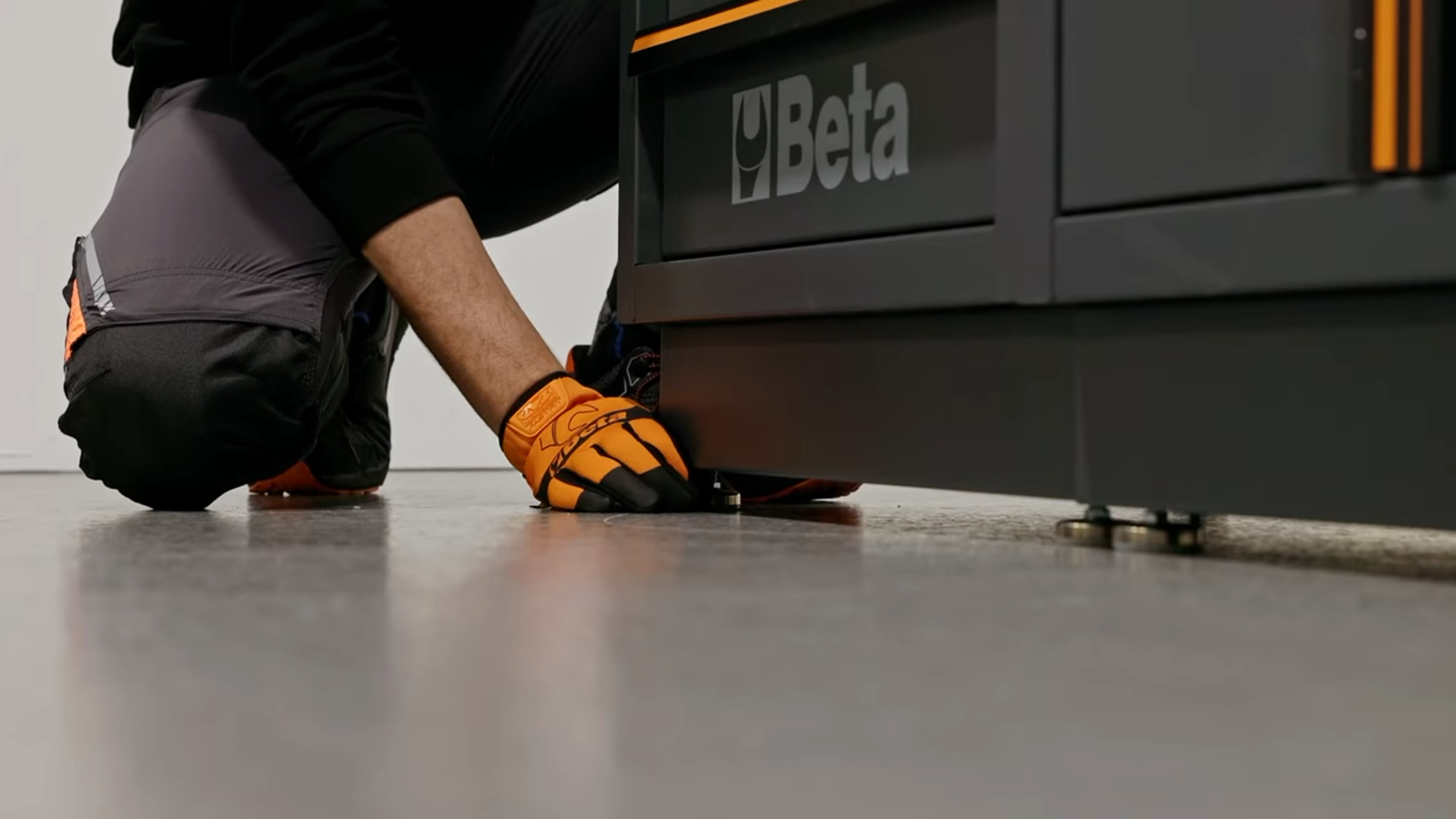 Beta_6K-4